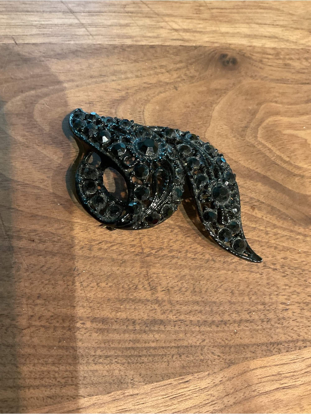 Vintage Black Rhinestone Brooch
